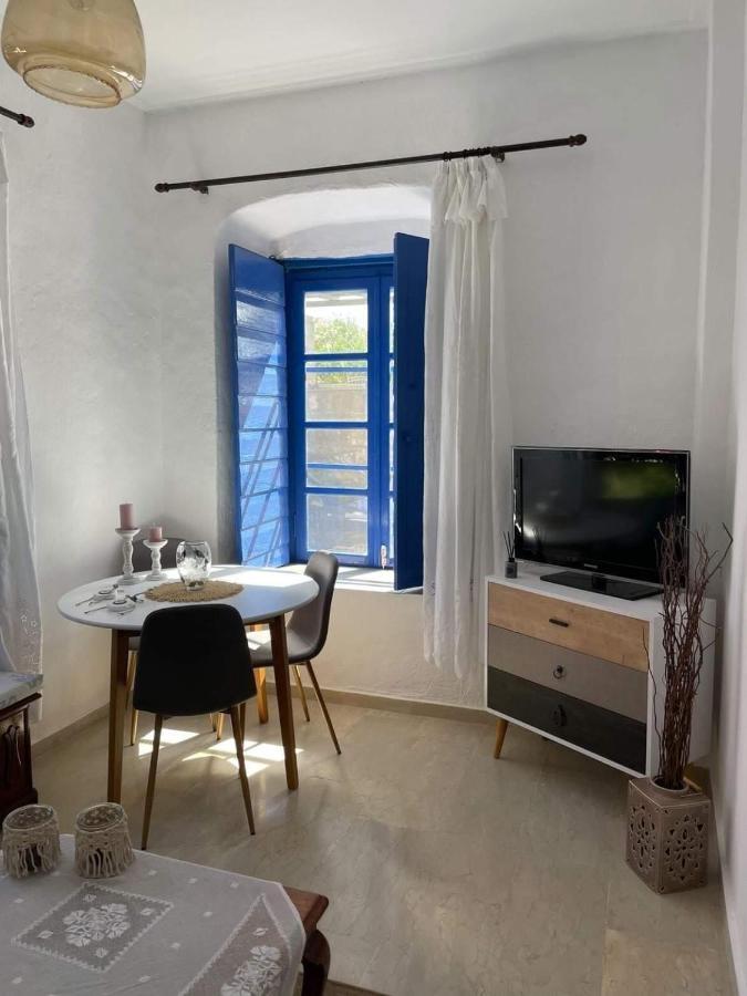 Veneto'S Garden Apartment Kardhamili Exterior foto